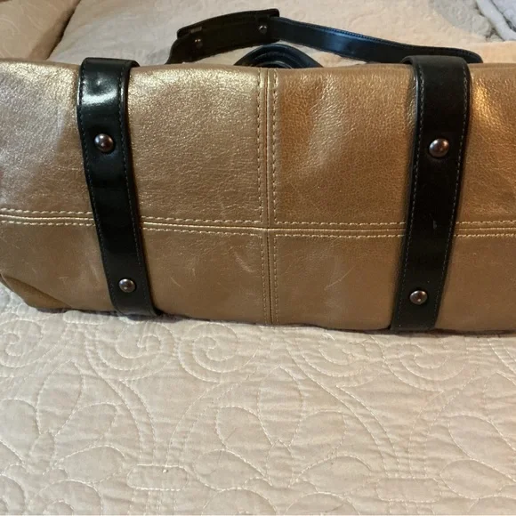 COACH Bronze Metallic Chocolate Brown Leather Shoulder Bag w Strap & Hangtag - Picture 14 of 14